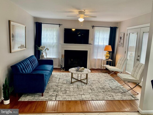 Building Photo - 2104 Sayan Ct