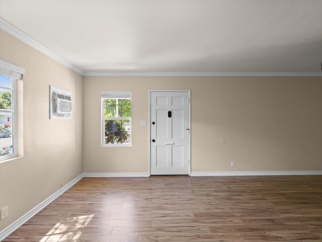 View of front door - 3801 Legion Ln