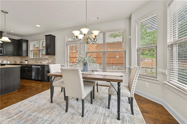 Building Photo - 2396 Whiteoak Bend