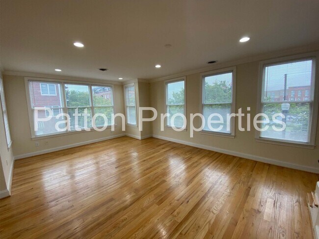 Building Photo - 1308 Pulaski St