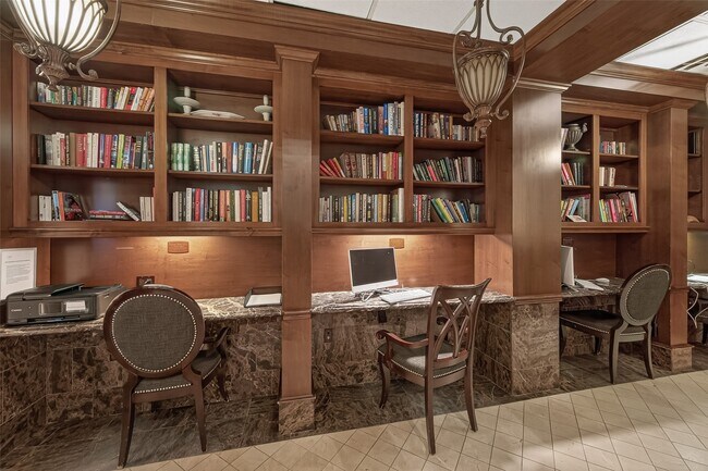 Building Photo - 3525 Sage Rd