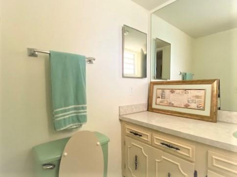 Building Photo - 2851 S Palm Aire Dr