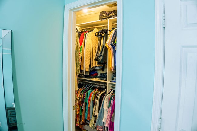 Building Photo - 21682 Kings Crossing Terrace