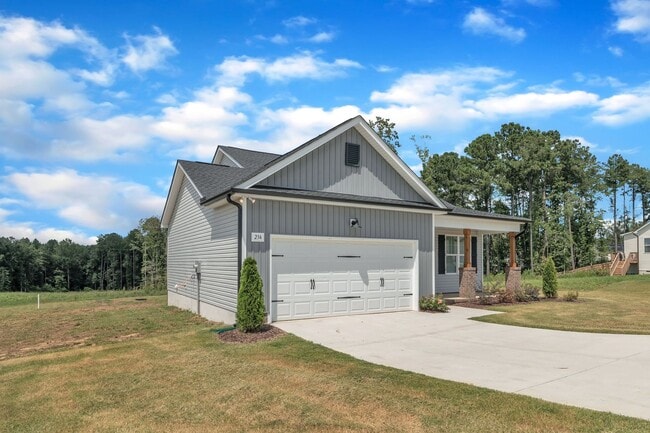 Building Photo - **Beautiful New Construction Home in Zebulon**