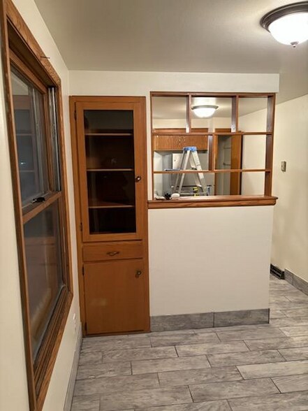 Building Photo - 8127 W Appleton Ave