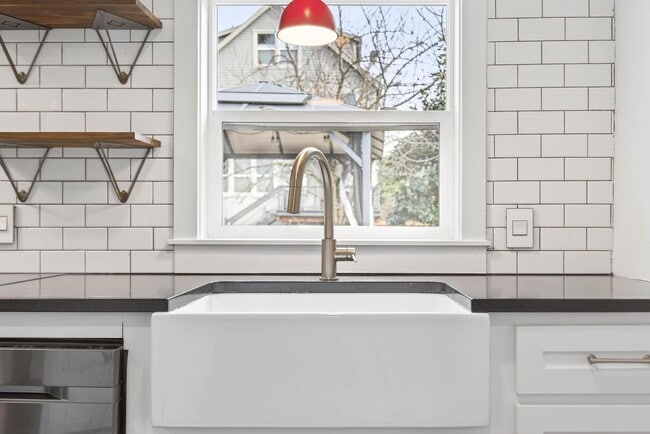 Building Photo - Vintage 3-bdrm/1-bdrm Alameda charmer—Many updates, large yard w/deck & raised beds