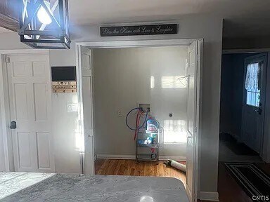 Building Photo - 6049 S Bay Rd