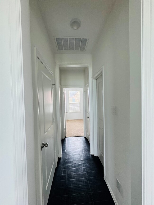 Building Photo - 8403 Terrace Valley Cir