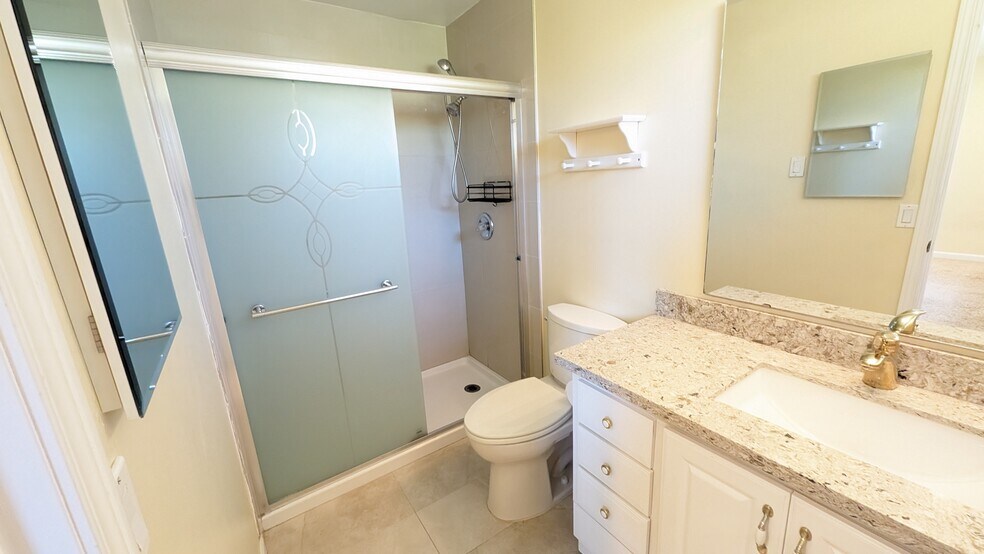 Building Photo - 9758 NE 134th Pl