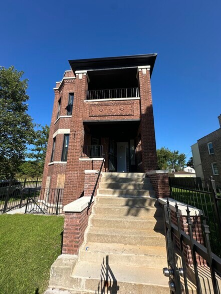 Primary Photo - 7545 S Peoria St