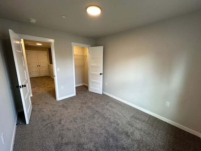 Building Photo - 1816 chipman St SE