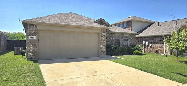 Primary Photo - 1350 Acmite Ave