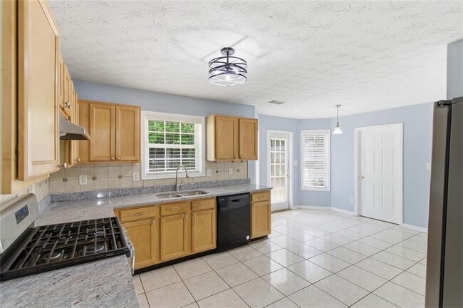 Building Photo - 1145 Grace Dr