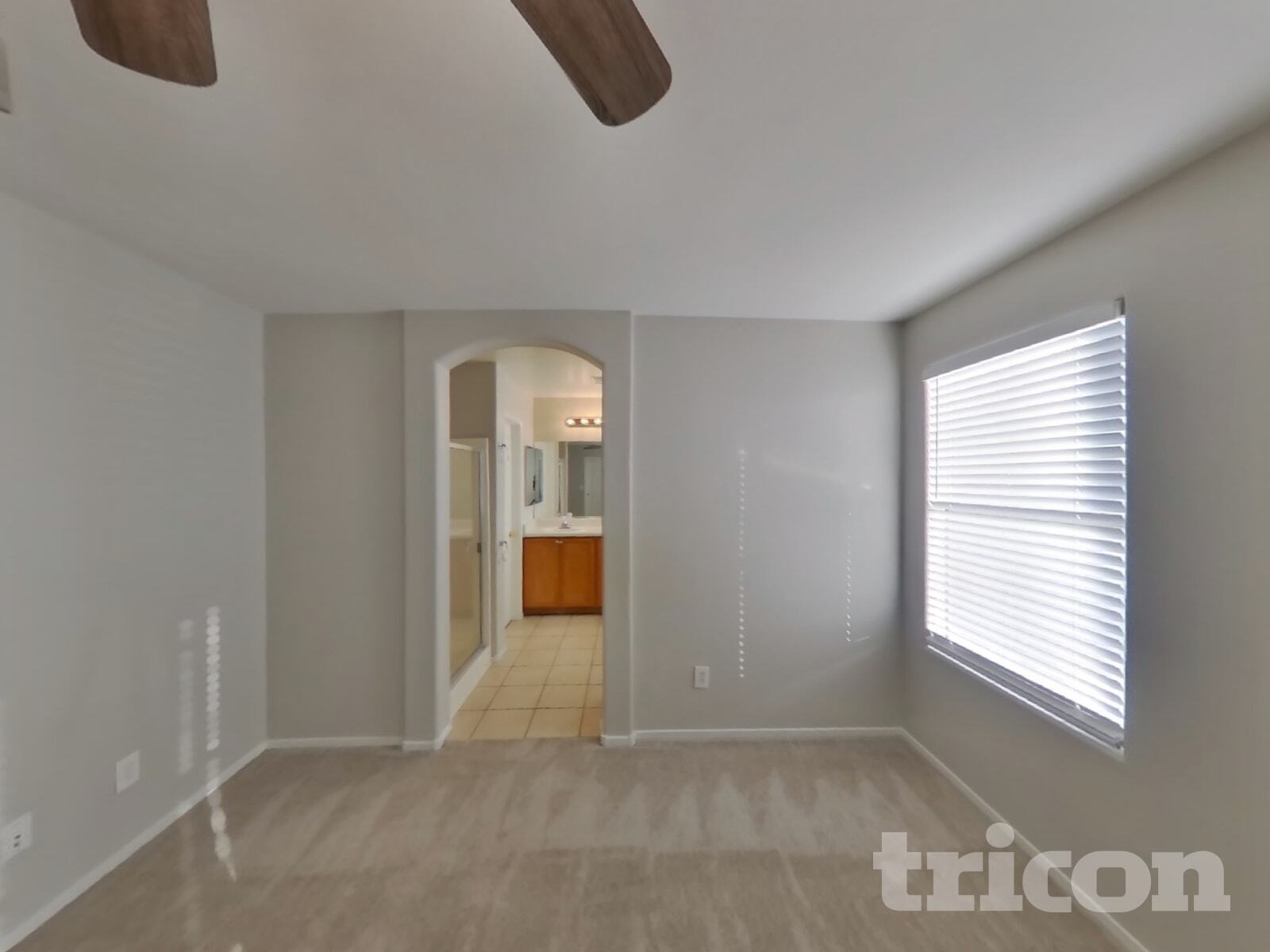 Building Photo - 2114 Seattle Shore St