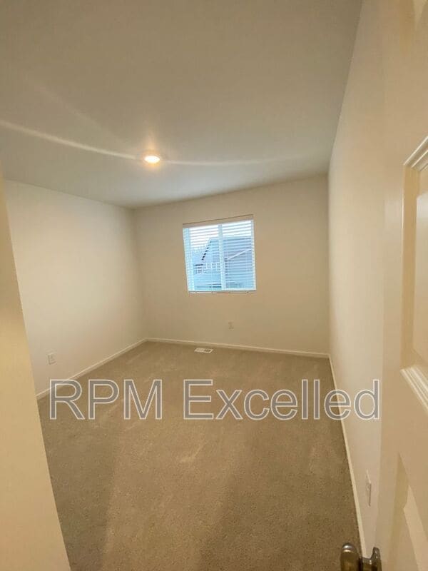 Building Photo - 14539 203rd Ave E