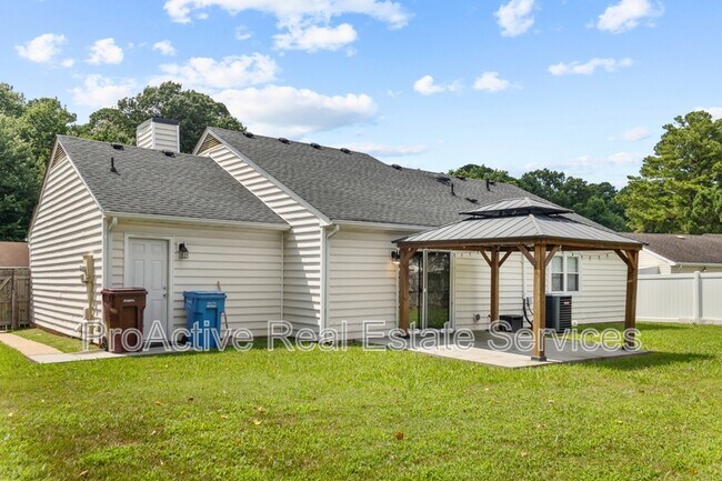 Building Photo - 3409 Woodbaugh Dr