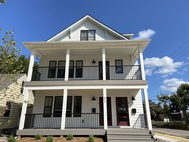 Primary Photo - 869 19th Ave SE