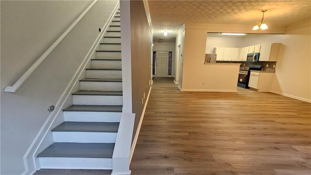 Building Photo - 1501 Parc Main St