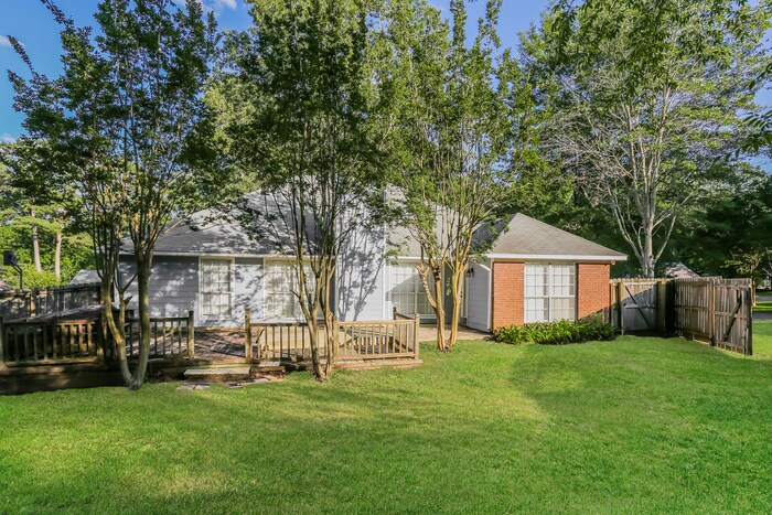 Building Photo - 117 Trace Ridge Dr