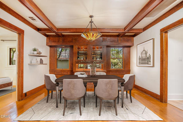 Building Photo - 847 S Los Robles Ave