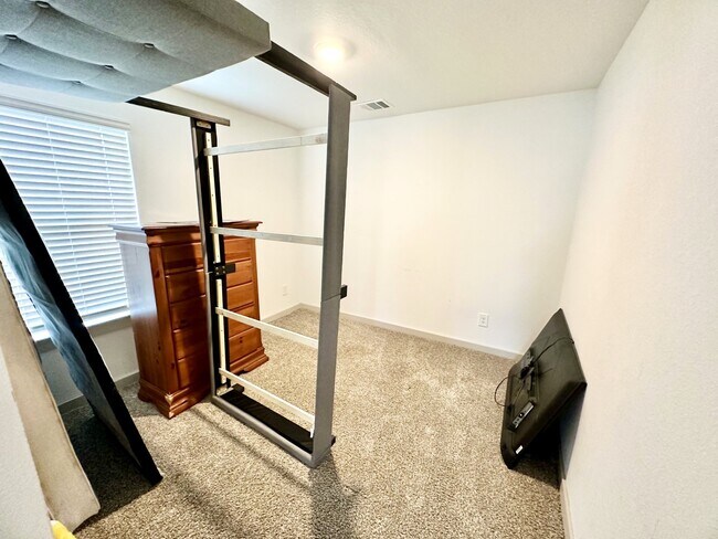 Building Photo - 14510 Rain Tree Dr