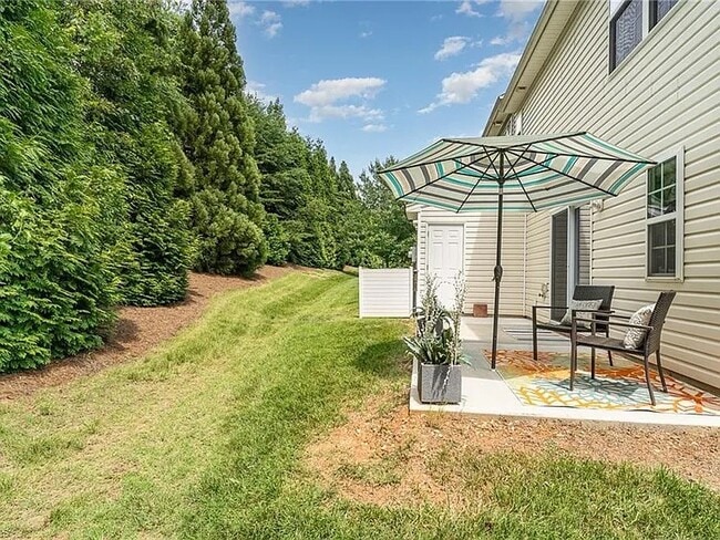 Building Photo - 660 Grasswren Way