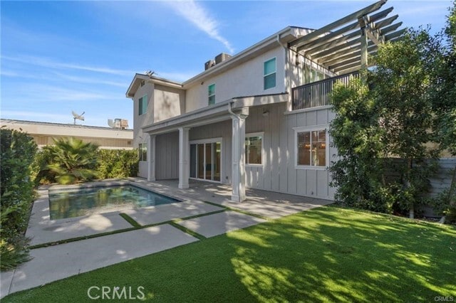 Building Photo - 5537 Vanalden Ave