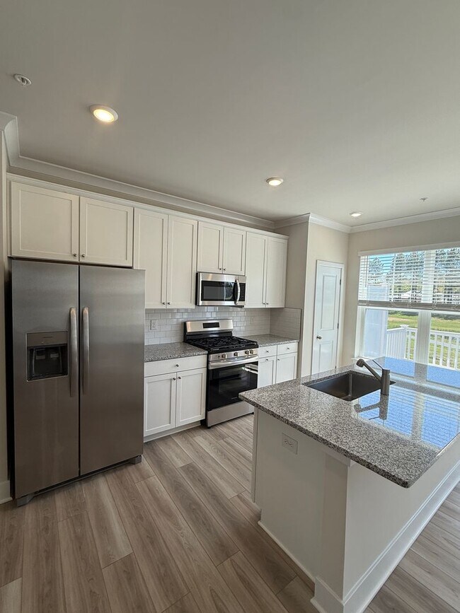 Building Photo - New Townhome Near Route 50 & Downtown Cambridge- RENT SPECIAL Free 2nd Months Rent