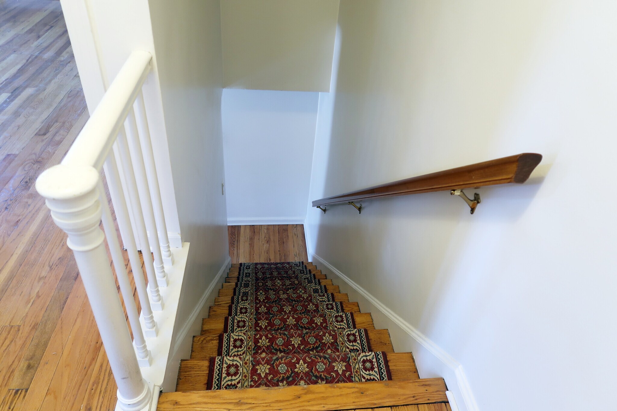 Stairs - 7043 N College Ave