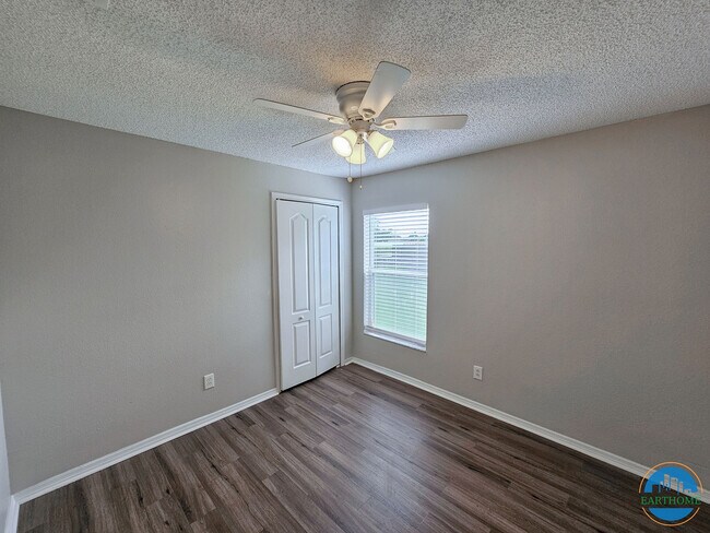 Building Photo - 12506 Vision Way