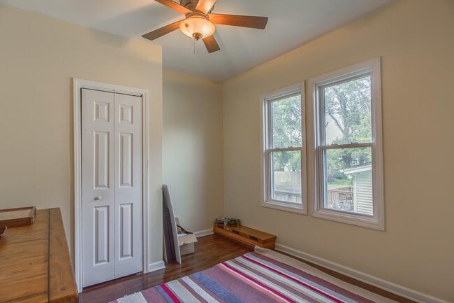 Building Photo - Cute home in Easy Nash w/fenced in yard