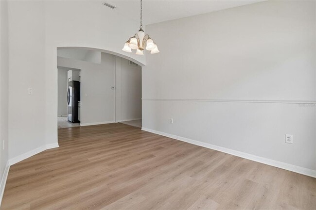 Building Photo - 2222 Roanoke Springs Dr