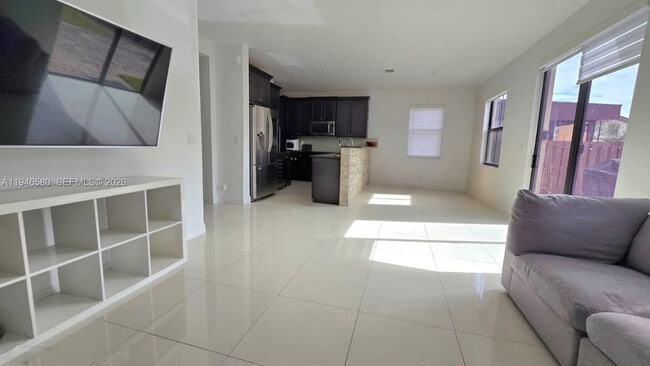 Building Photo - 10032 NW 87th Terrace