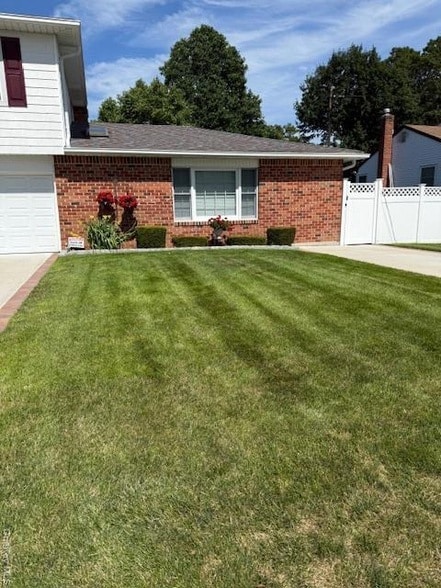 Building Photo - 456 S 16th St