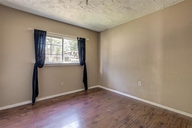 Building Photo - 3627 Wirksworth Dr