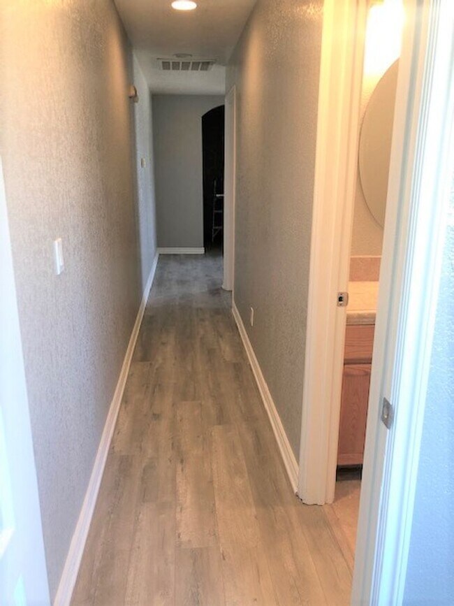 Building Photo - 21240 Yerba Blvd