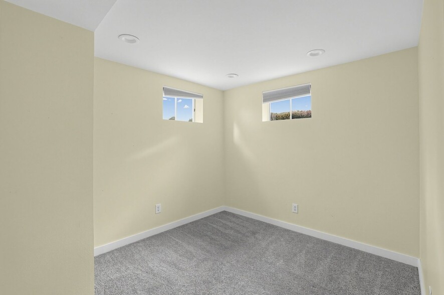Building Photo - 4546 Del Verde Dr