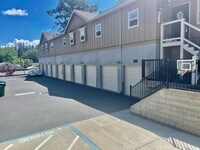 Building Photo - 500 Granite Hill Ct