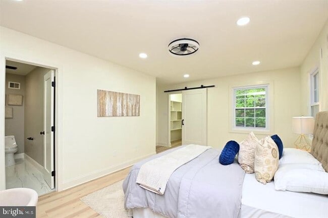 Building Photo - 4702 Forestdale Dr
