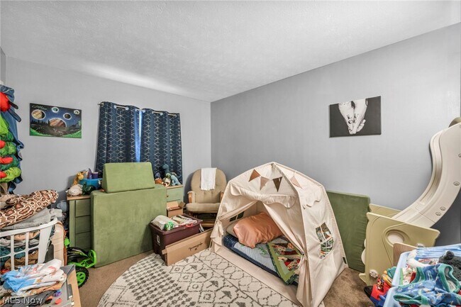 Building Photo - 5200 Royalton Rd