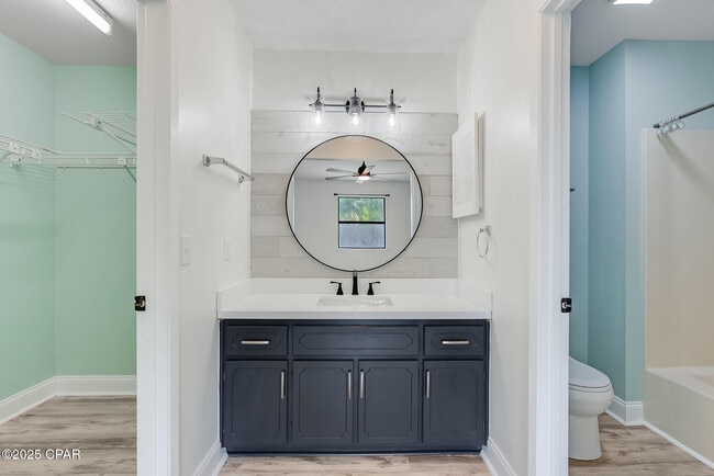 Building Photo - 1307 Calabria Rd