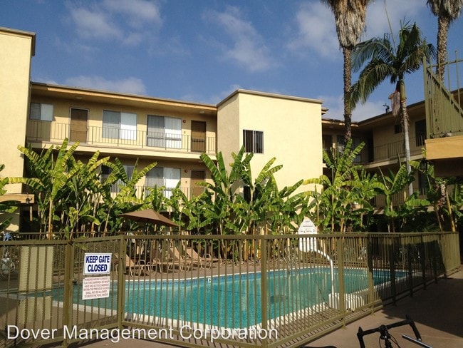 Building Photo - 2700 Ellendale Pl