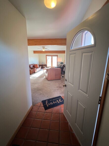 Building Photo - 13113 River Ter