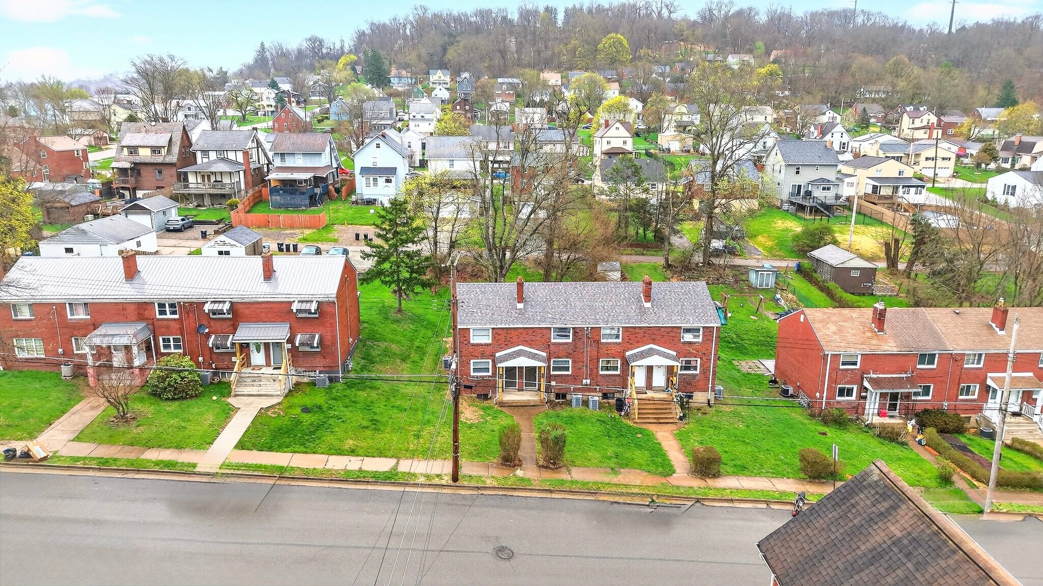 Building Photo - 627 2nd St