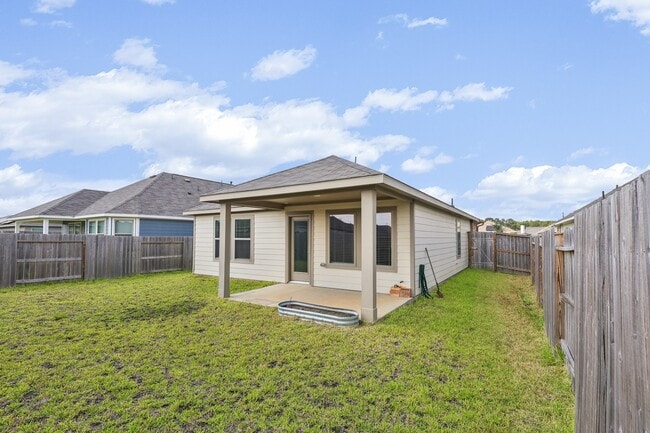 Building Photo - 920 Gentle Moss Dr