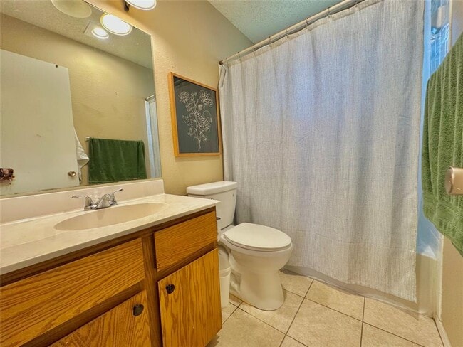 Building Photo - 14501 Donald Dr