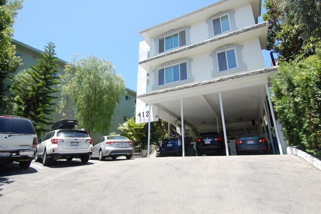 Primary Photo - 412 Avenida Santa Barbara
