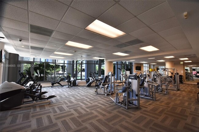 Building Photo - 801 Brickell Key Blvd