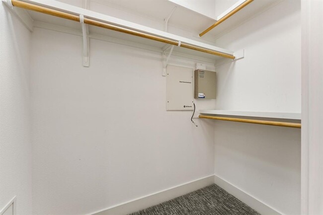 Building Photo - 4 Exposition Blvd