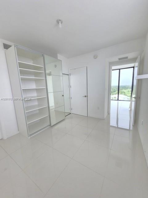 Building Photo - 5300 Paseo Blvd